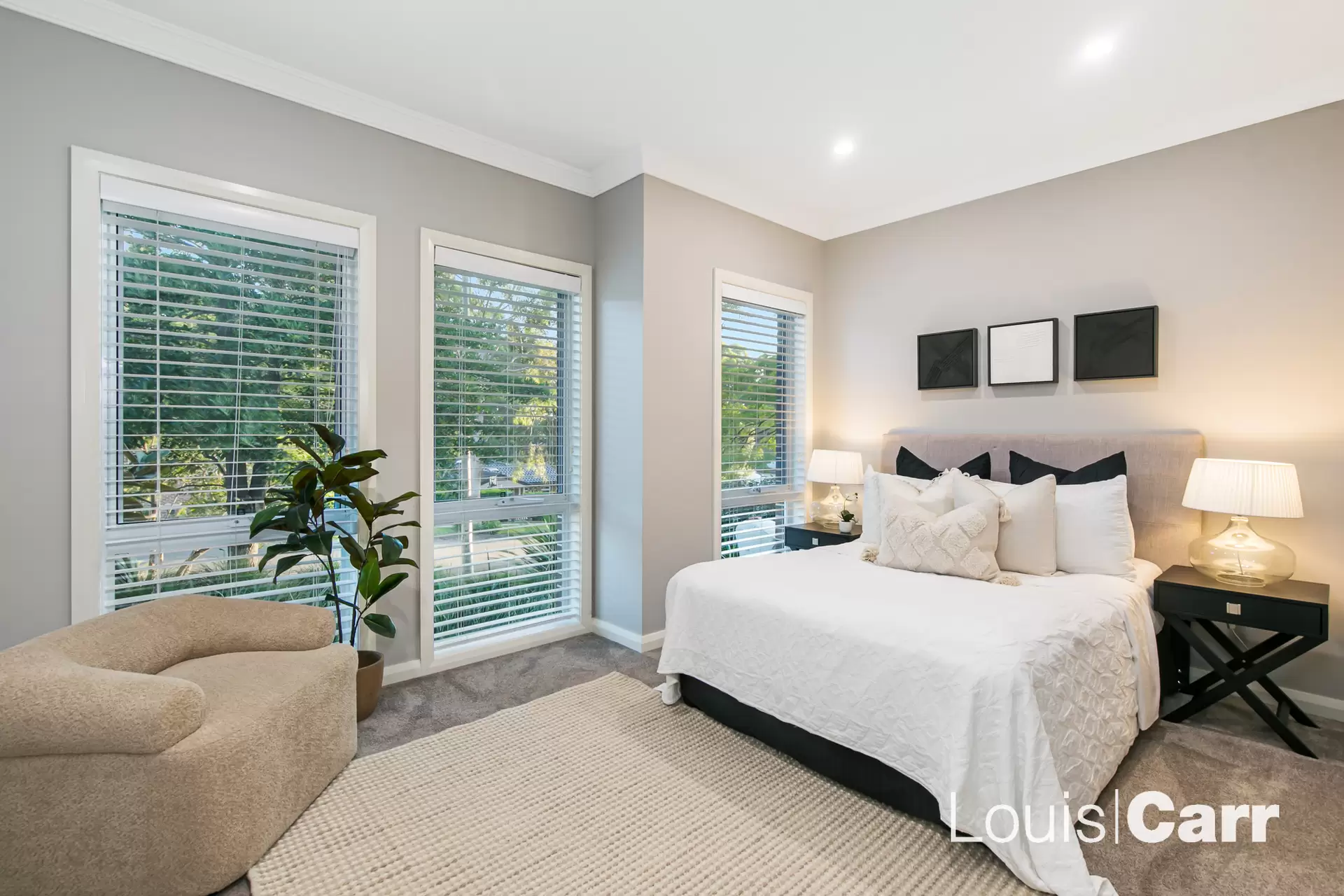 Photo #9: 151 Oratava Avenue, West Pennant Hills - Sold by Louis Carr Real Estate