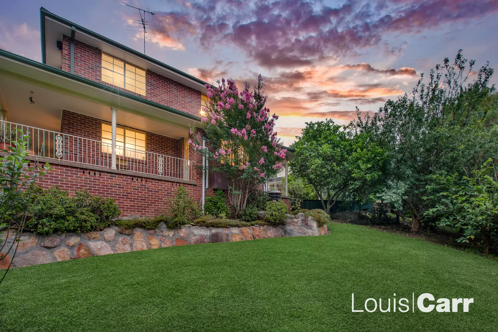 8 Childrey Place, Castle Hill Sold by Louis Carr Real Estate - image 1