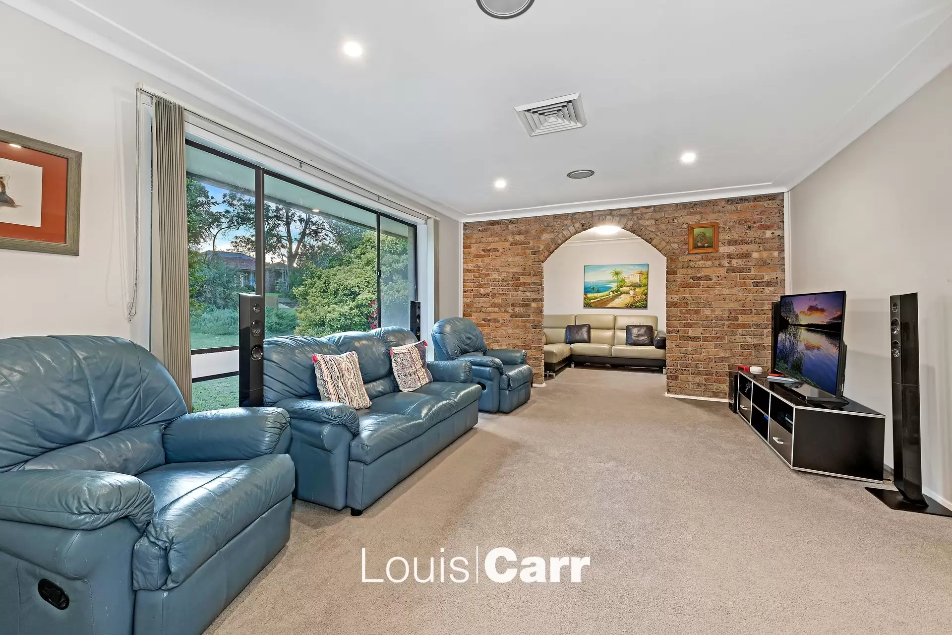 30 Dresden Avenue, Castle Hill Sold by Louis Carr Real Estate - image 3