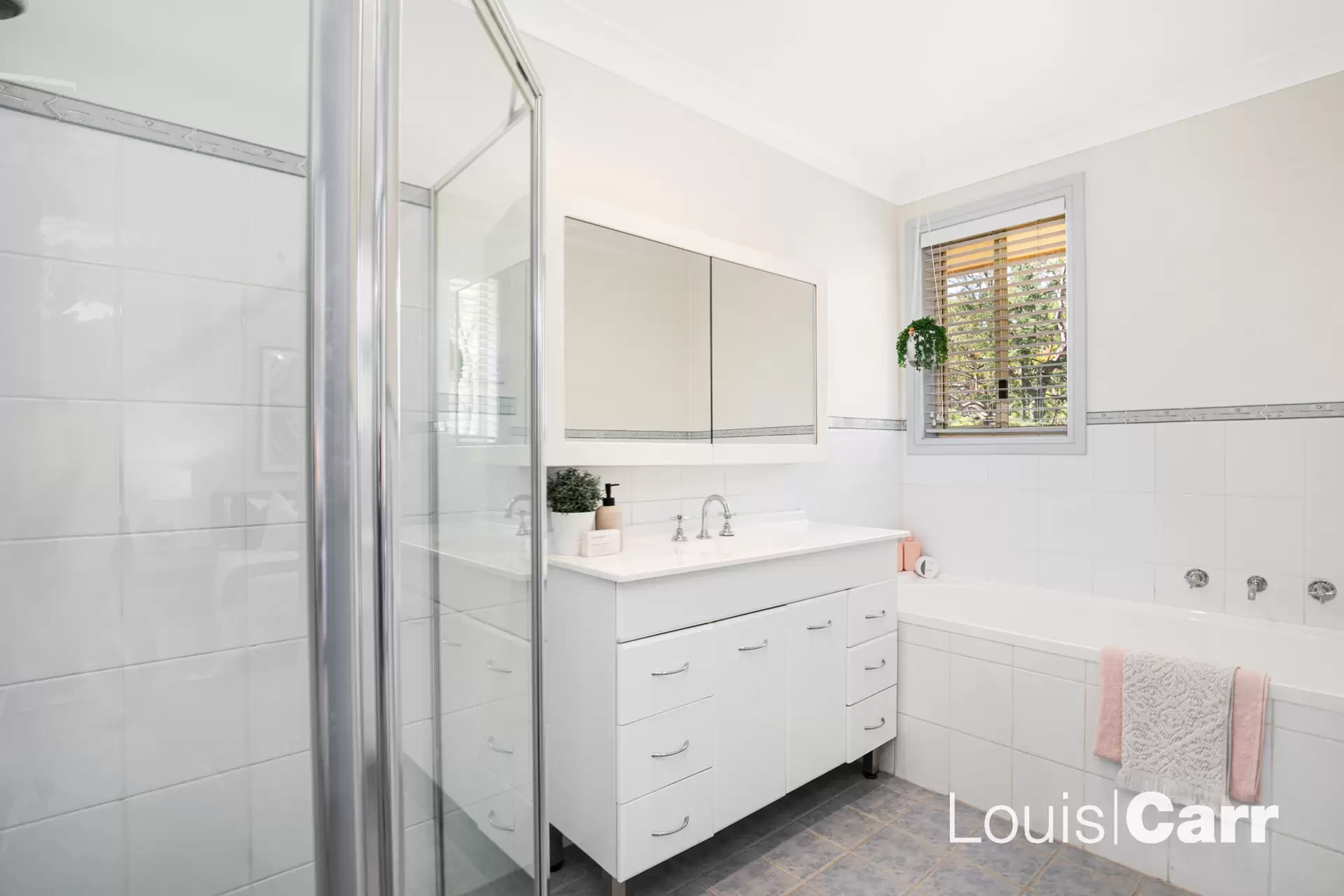 22 Kristine Place, Cherrybrook Sold by Louis Carr Real Estate - image 11