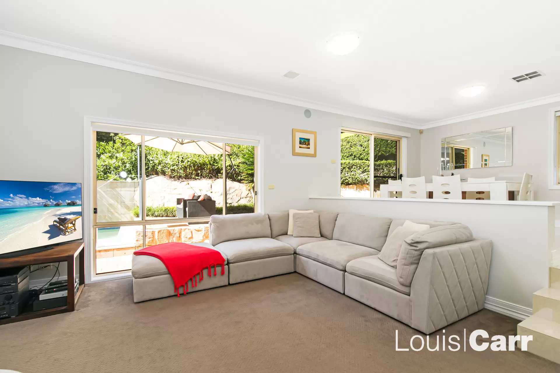 7 Bron Close, West Pennant Hills Sold by Louis Carr Real Estate - image 4