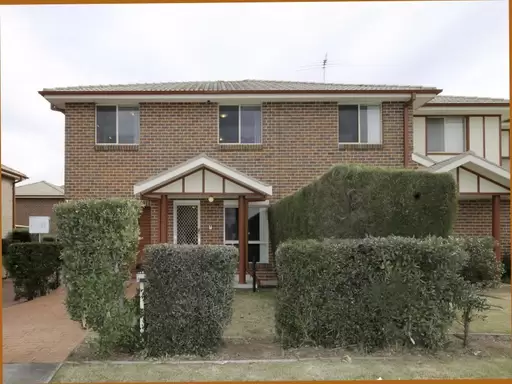 4/38 Hillcrest Road, Quakers Hill Leased by Louis Carr Real Estate