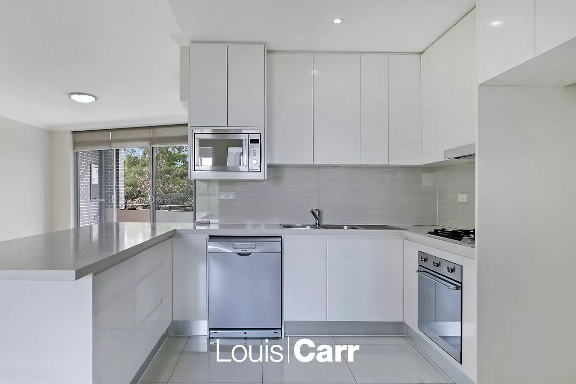 11/7 Harrington Avenue, Castle Hill Leased by Louis Carr Real Estate - image 2