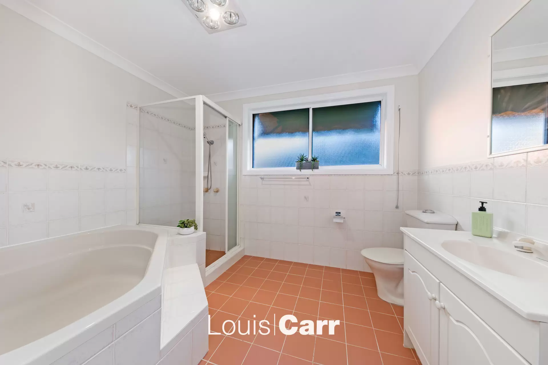 3A Kincraig Court, Castle Hill Auction by Louis Carr Real Estate - image 9