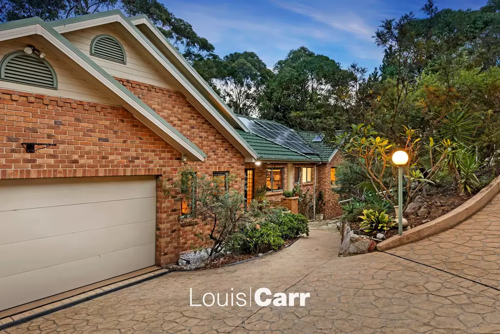 18 Sylvan Grove, Glenhaven Sold by Louis Carr Real Estate