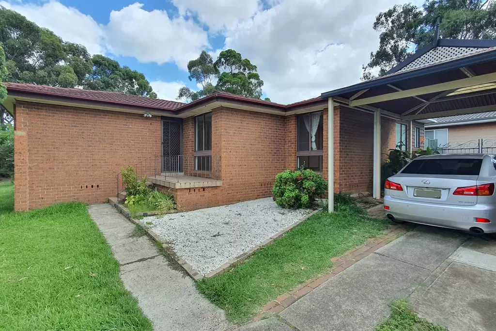 178 James Cook Drive, Kings Langley Leased by Louis Carr Real Estate