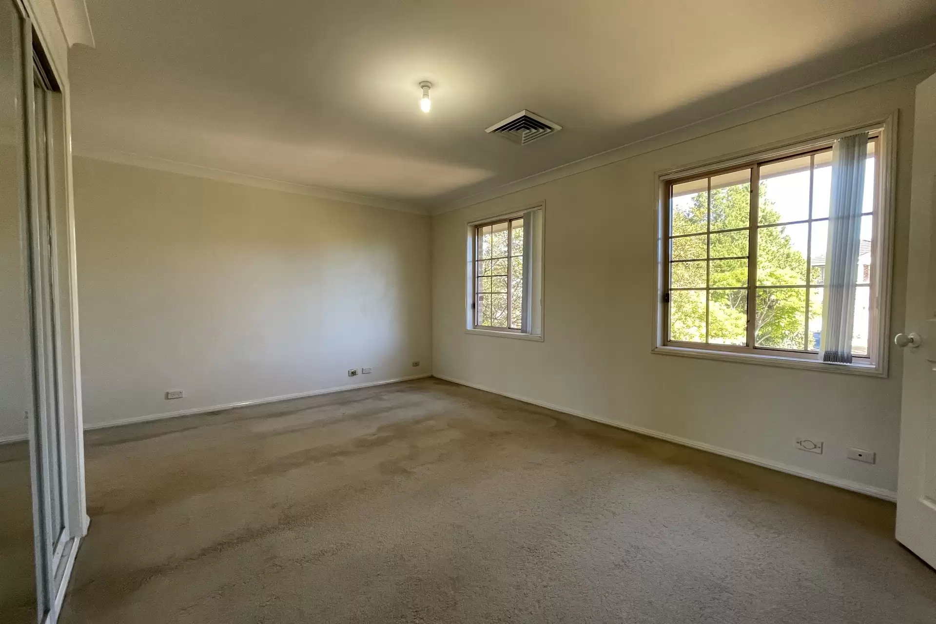6 Longley Place, Castle Hill Leased by Louis Carr Real Estate - image 8