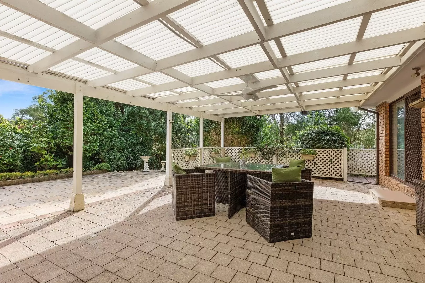 33 Wisteria Crescent, Cherrybrook Leased by Louis Carr Real Estate - image 7