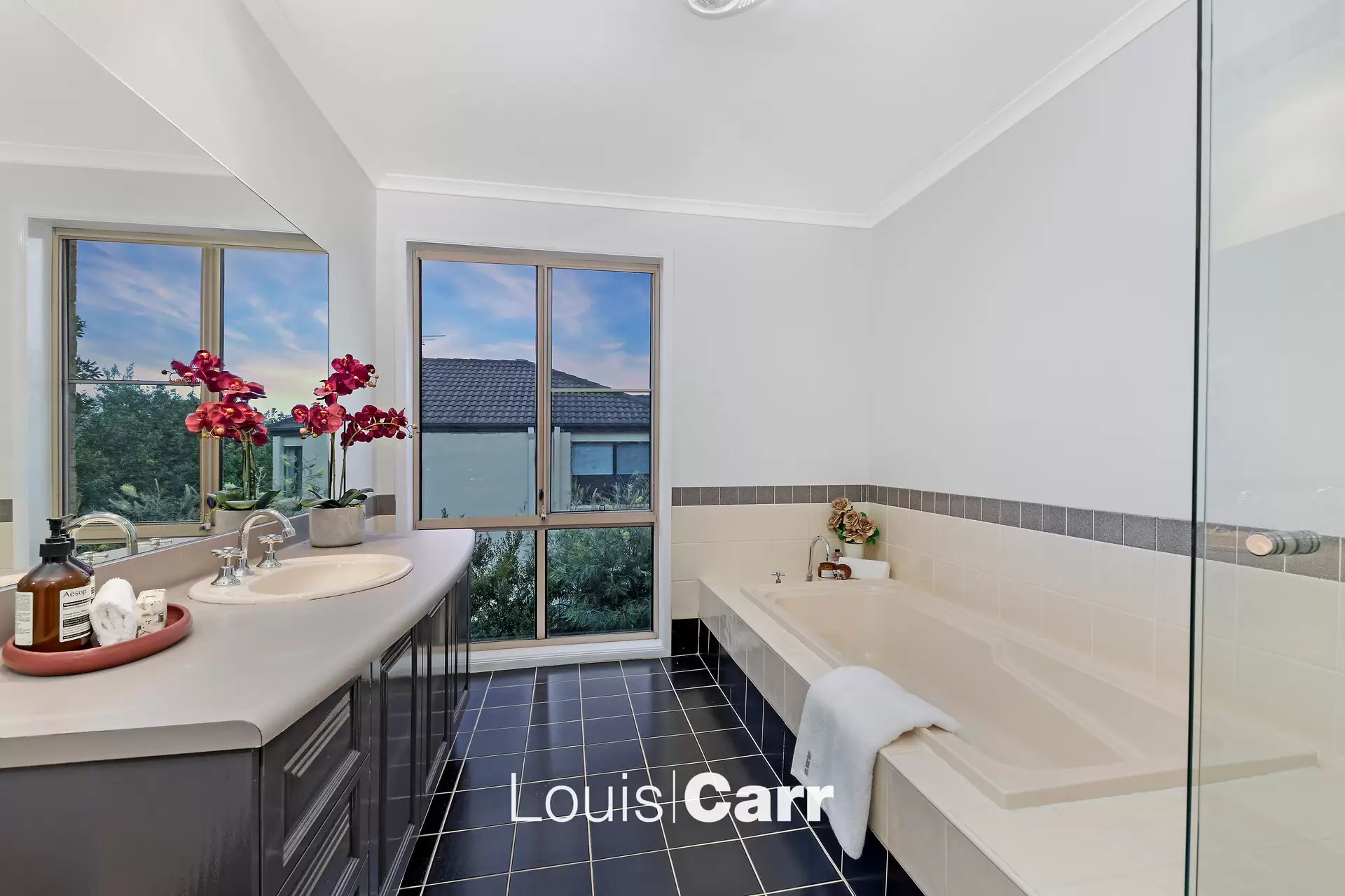 7 Zenith Court, Glenwood Sold by Louis Carr Real Estate - image 12