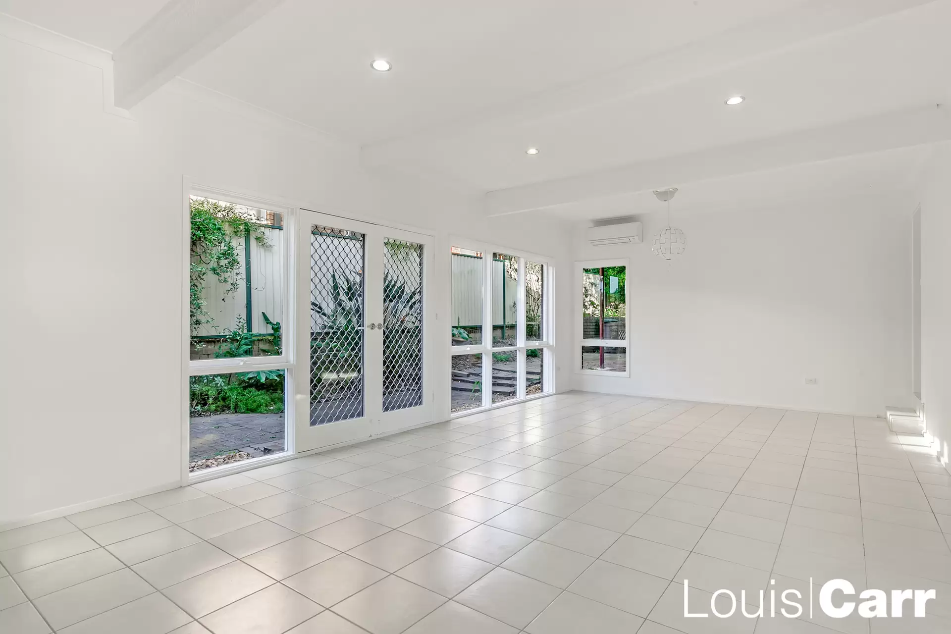 8 Oxford Avenue, Castle Hill Leased by Louis Carr Real Estate - image 3