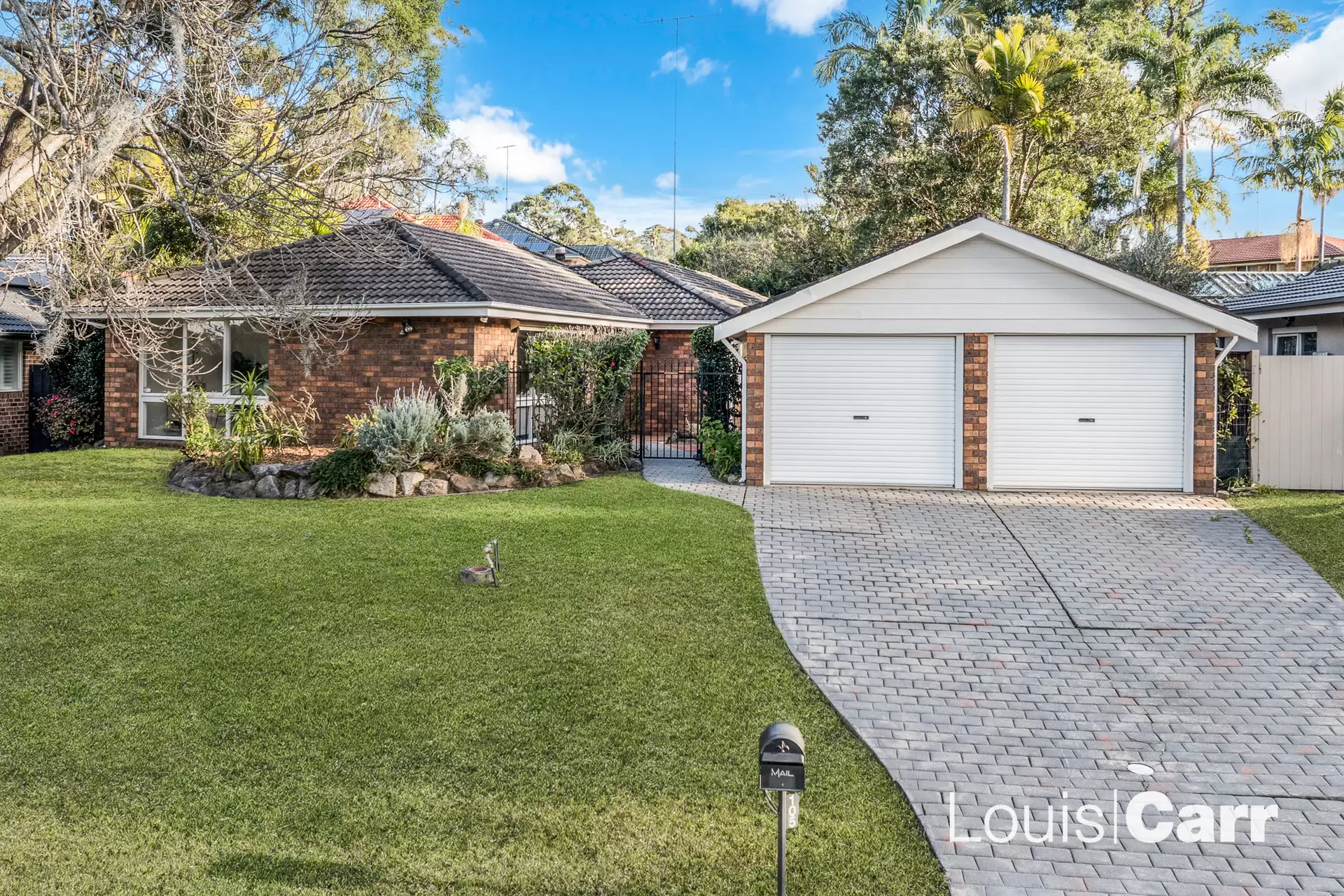 105 Francis Greenway Drive, Cherrybrook Sold by Louis Carr Real Estate - image 1