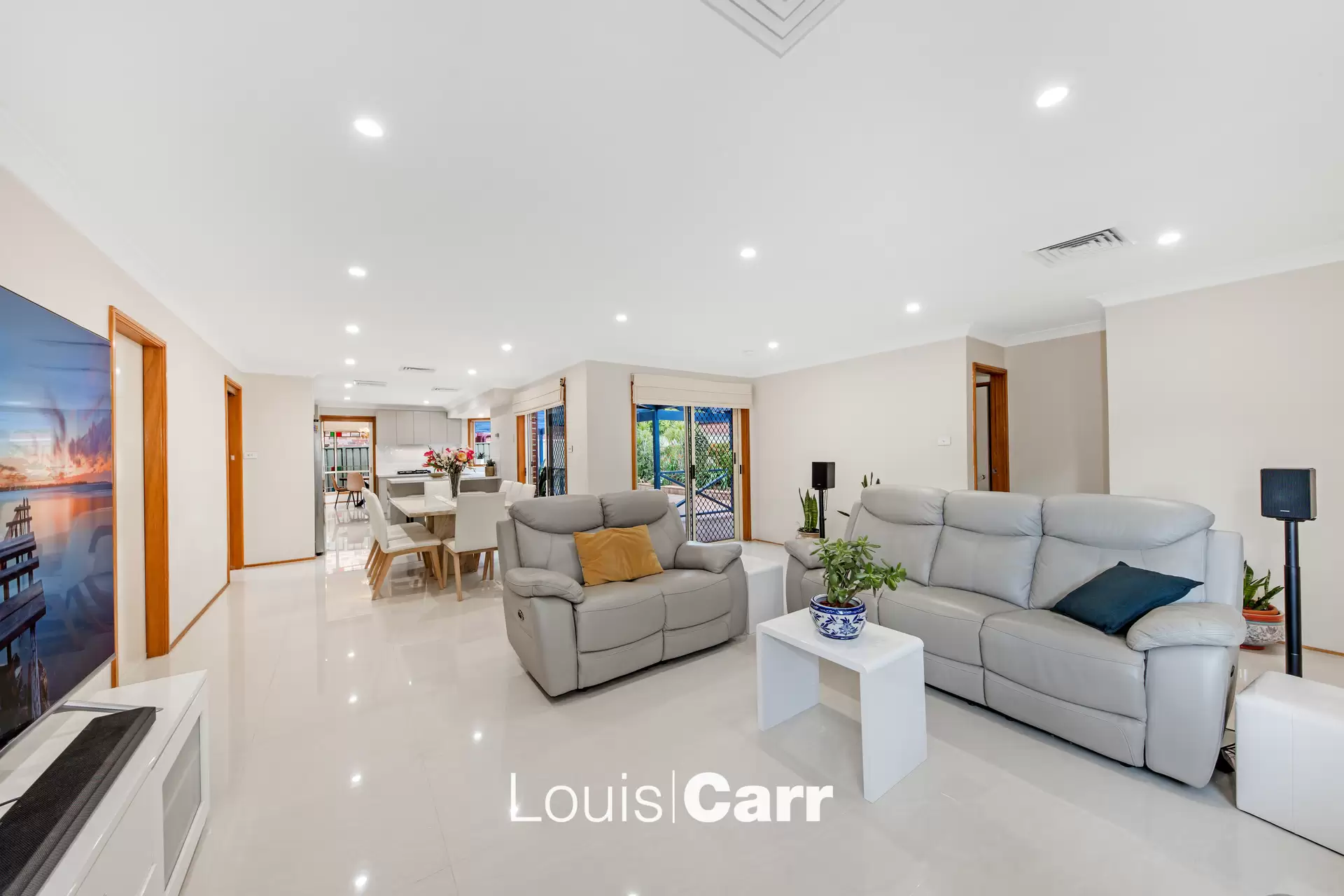 20 Cairngorm Avenue, Glenhaven Sold by Louis Carr Real Estate - image 2