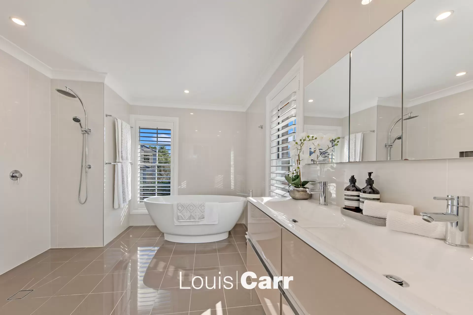 43 Westminster Drive, Castle Hill Auction by Louis Carr Real Estate - image 10