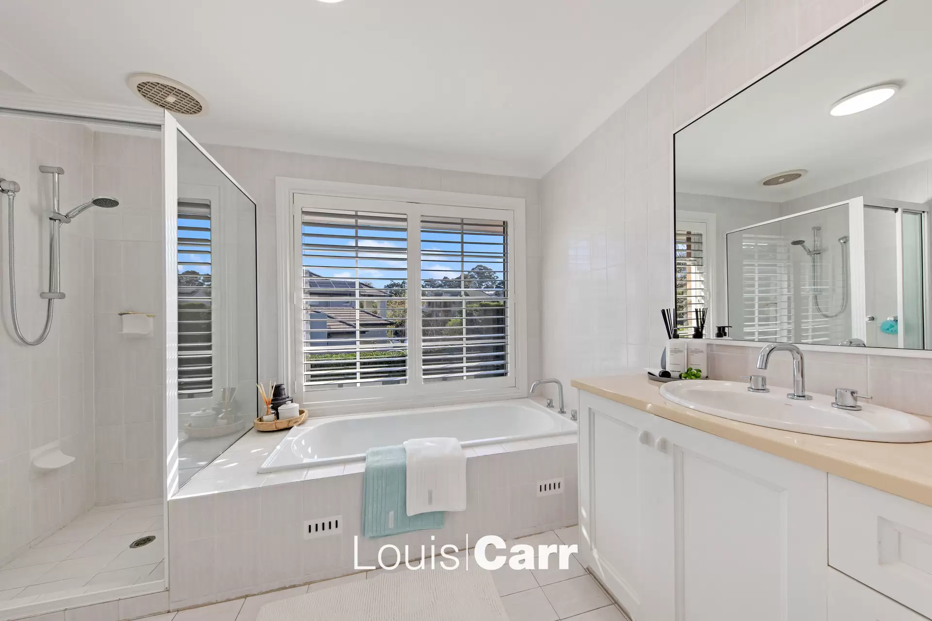 43 Westminster Drive, Castle Hill Auction by Louis Carr Real Estate - image 12