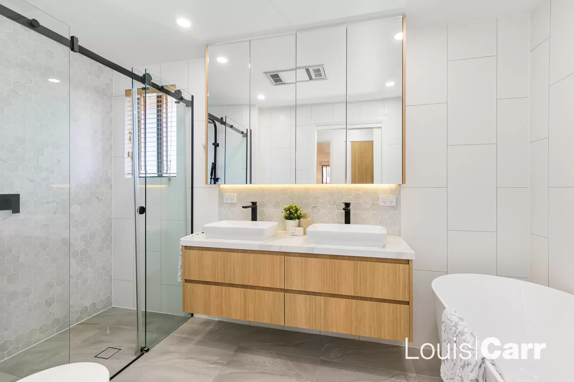 5 Hayley Place, Cherrybrook Auction by Louis Carr Real Estate - image 13