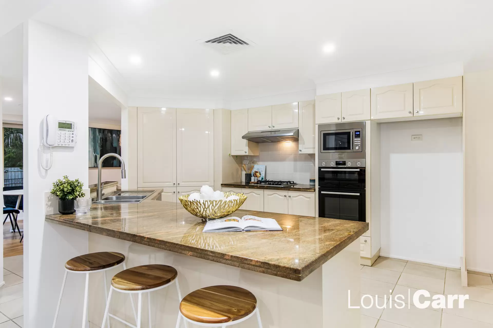 11 Chiswick Place, Cherrybrook Sold by Louis Carr Real Estate - image 6