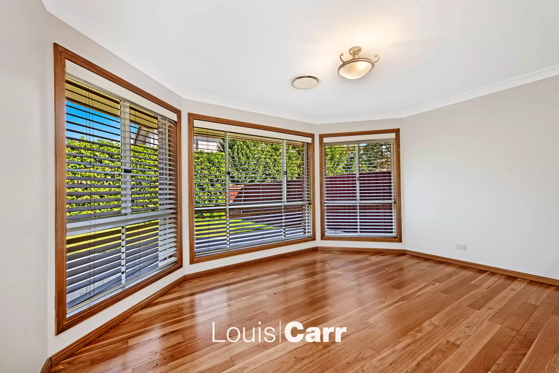 8 Barker Street, Beaumont Hills For Sale by Louis Carr Real Estate - image 14