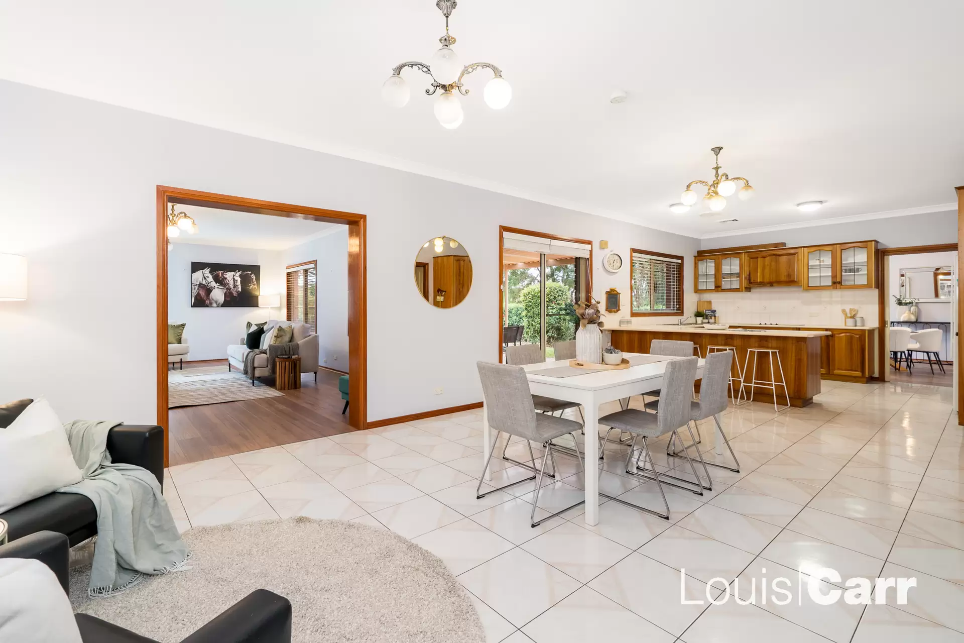 8 Stirling Court, Castle Hill Auction by Louis Carr Real Estate - image 10