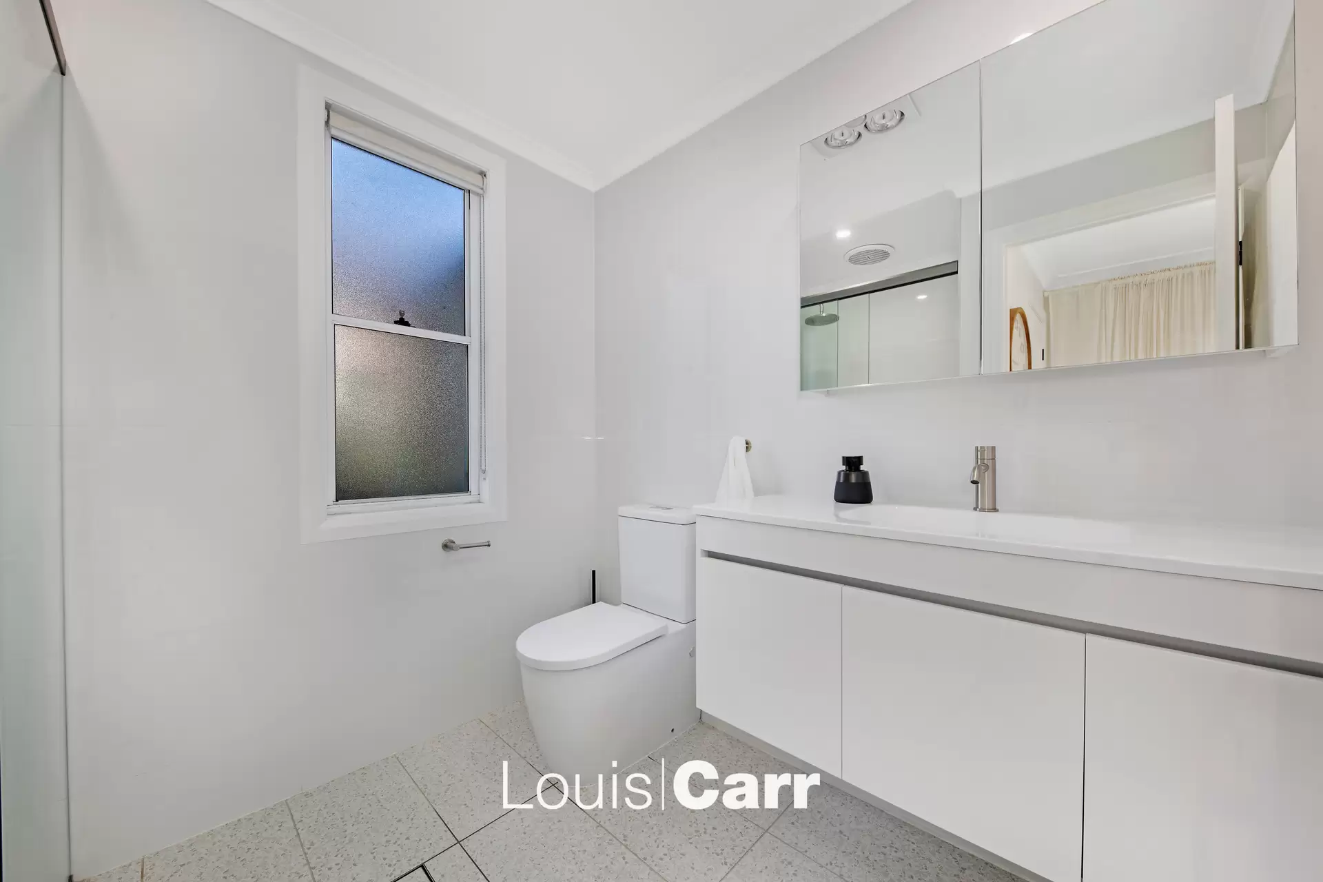 389a Windsor Road, Baulkham Hills Auction by Louis Carr Real Estate - image 16