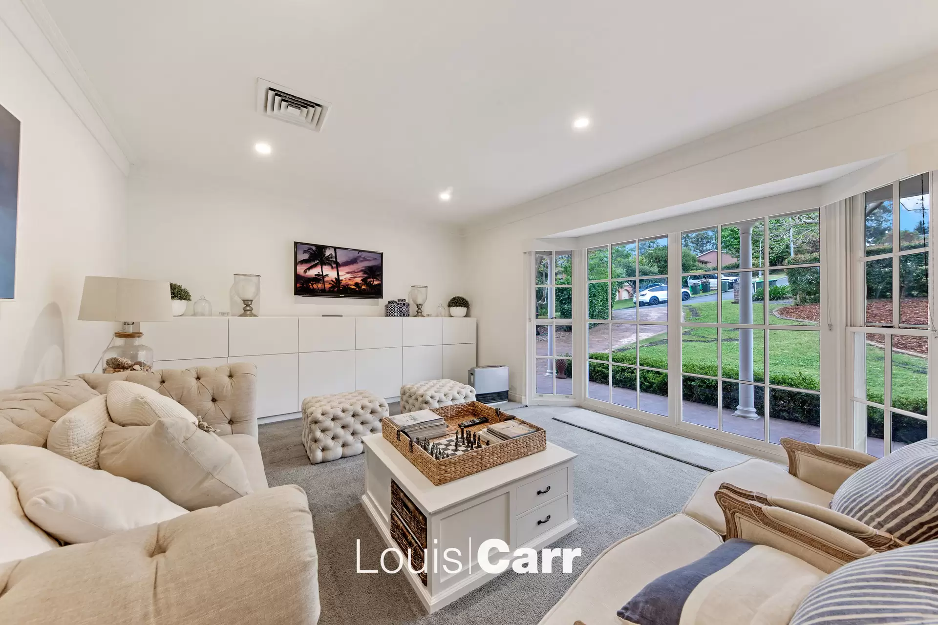 19 Yerriebah Place, Castle Hill Auction by Louis Carr Real Estate - image 4