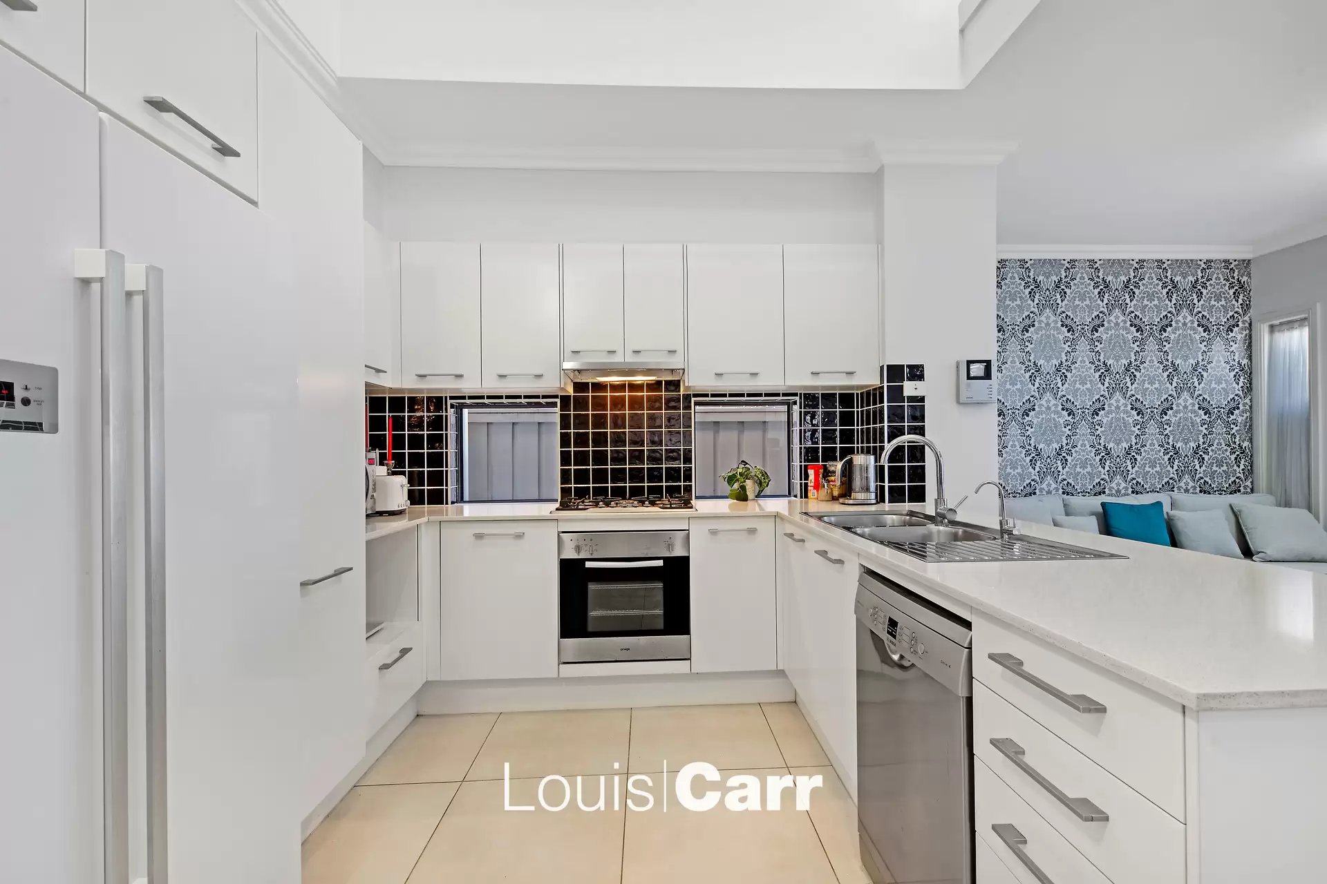 10 Grandiflora Street, Rouse Hill Sold by Louis Carr Real Estate - image 4