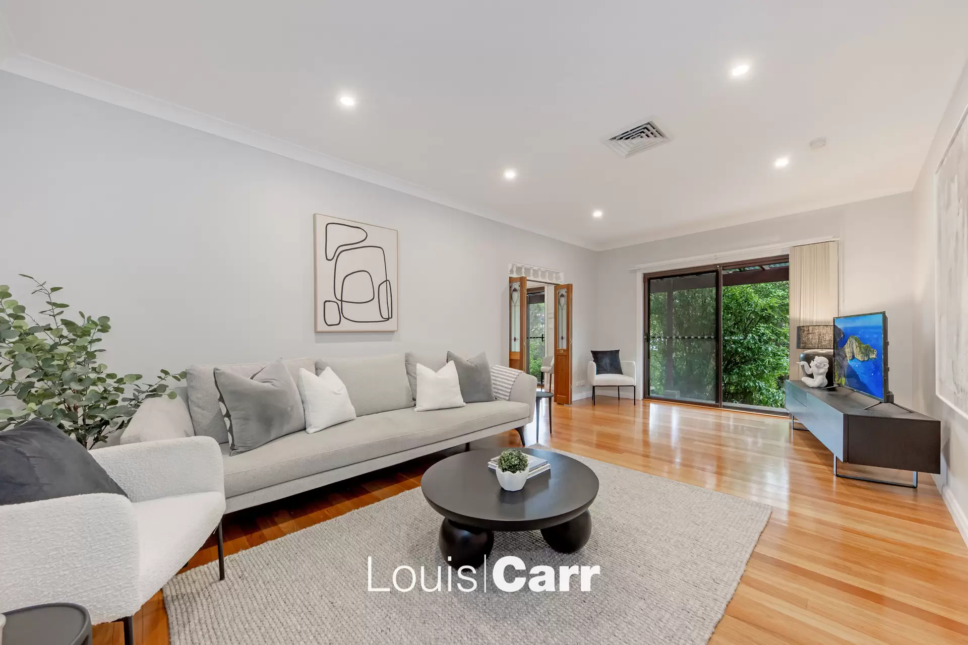 6 Gawain Court, Glenhaven Auction by Louis Carr Real Estate - image 6