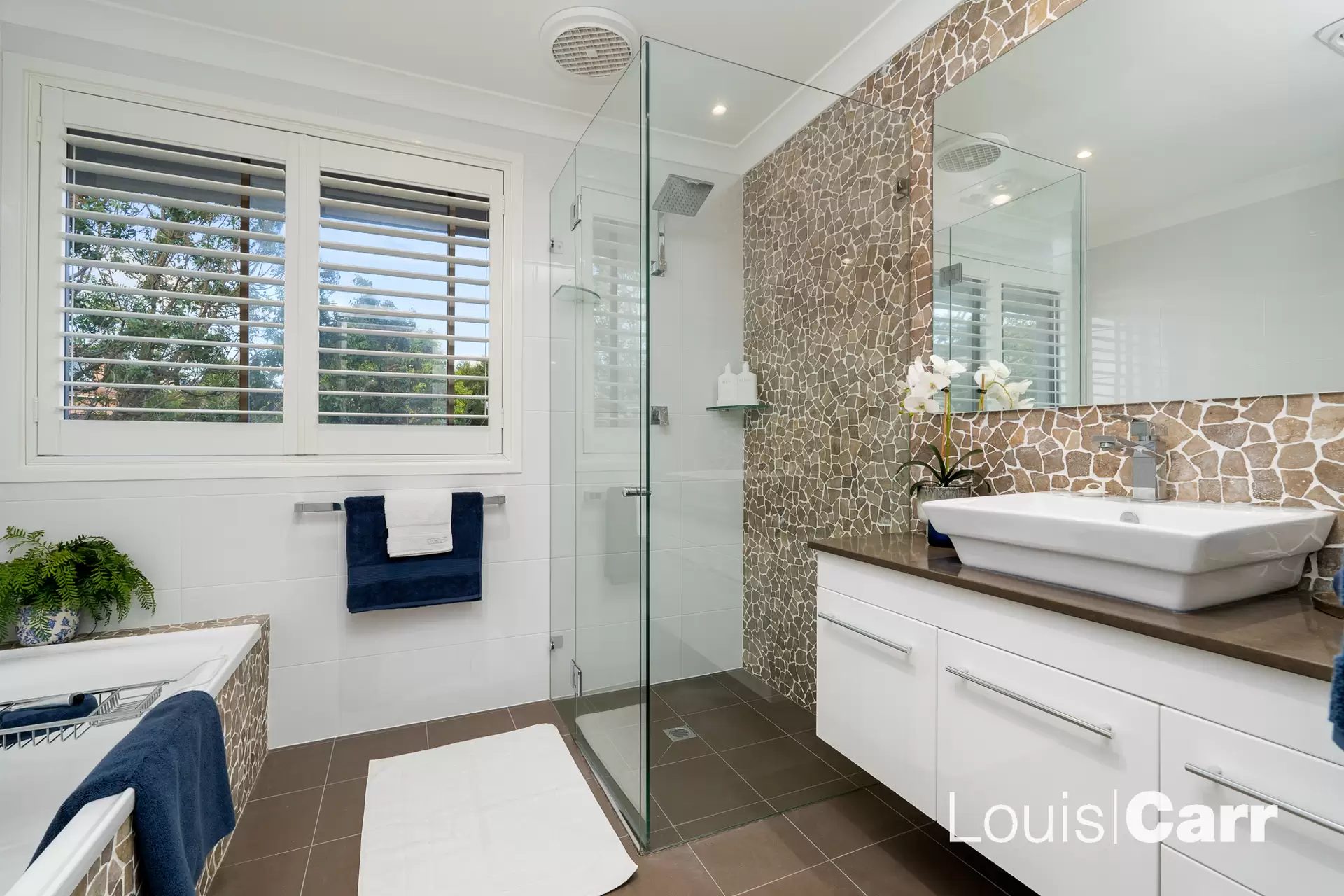 16 Trinity Place, Cherrybrook Sold by Louis Carr Real Estate - image 7