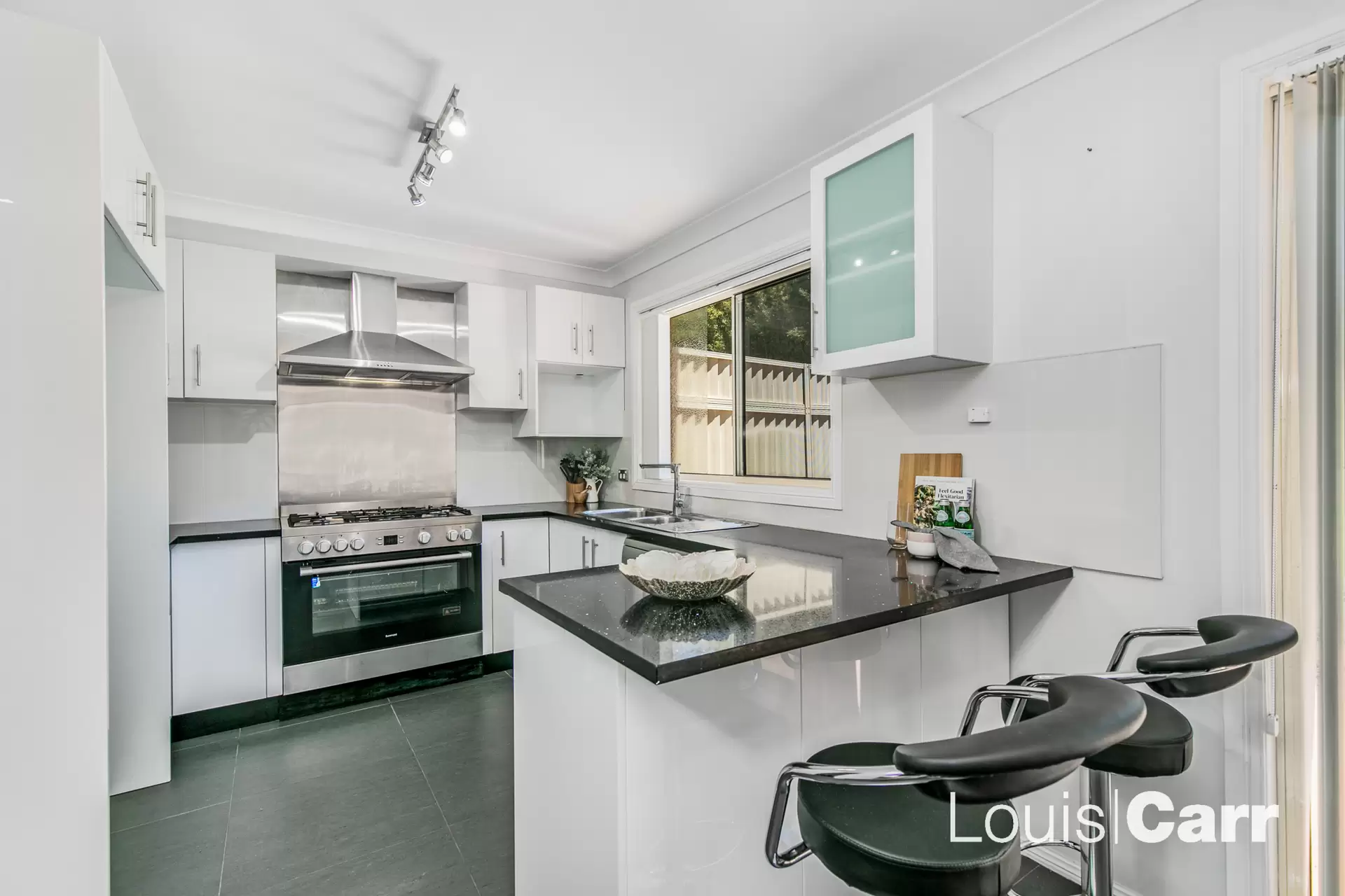 2/41 County Drive, Cherrybrook For Sale by Louis Carr Real Estate - image 3