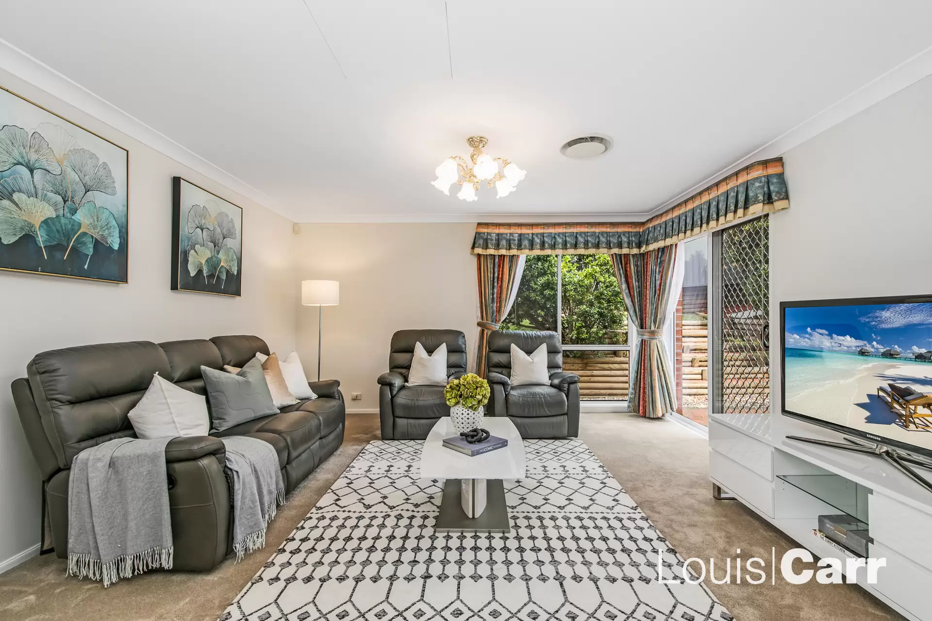 7 Millbrook Place, Cherrybrook For Sale by Louis Carr Real Estate - image 6