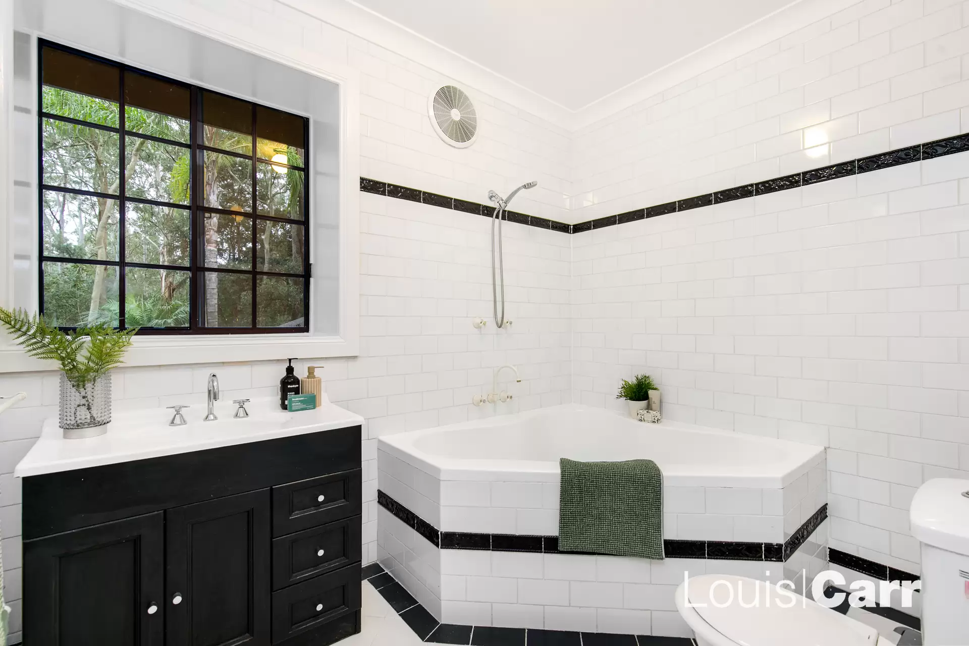19 Bellwood Place, Castle Hill For Sale by Louis Carr Real Estate - image 15
