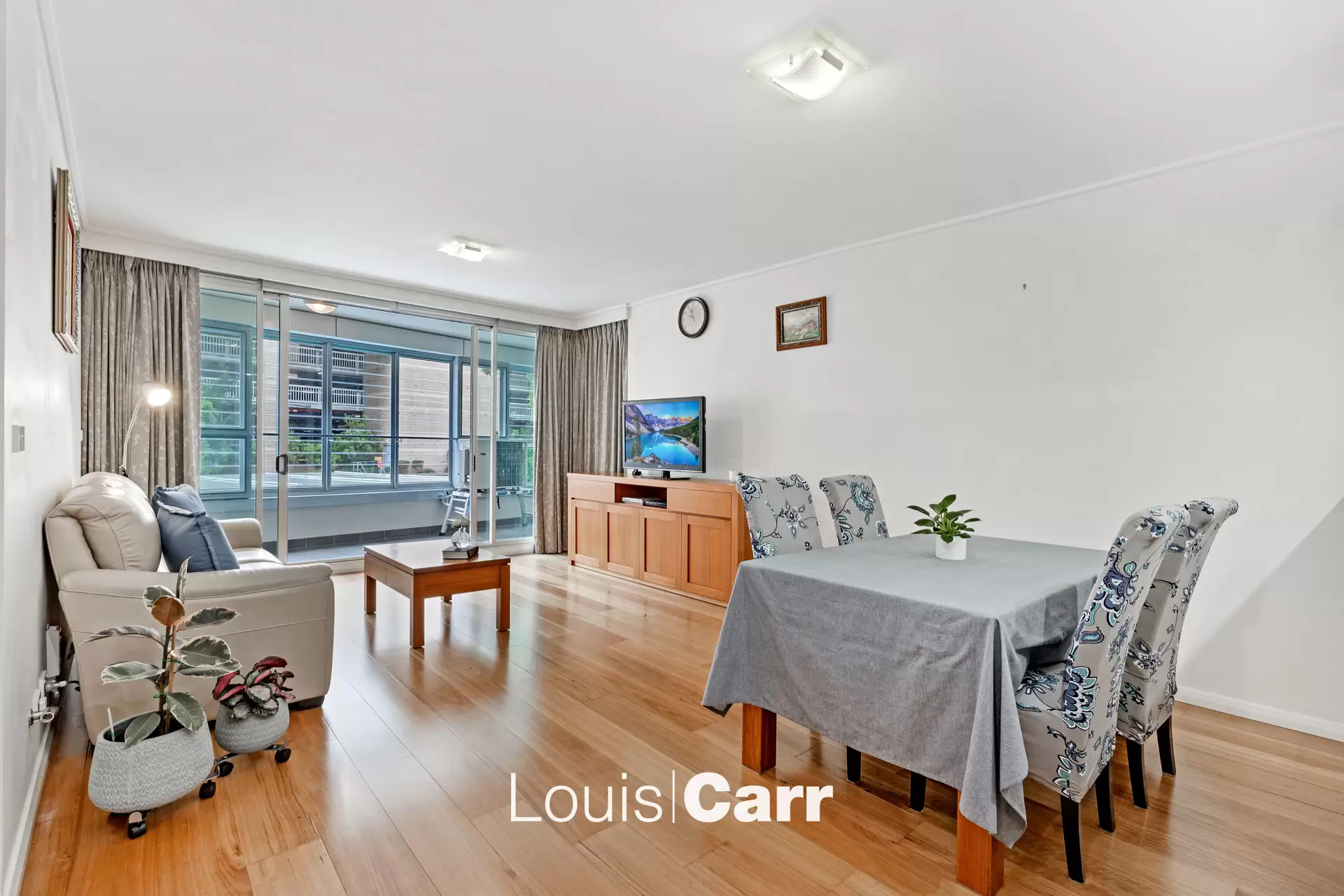 301/12 Pennant Street, Castle Hill Sold by Louis Carr Real Estate - image 7