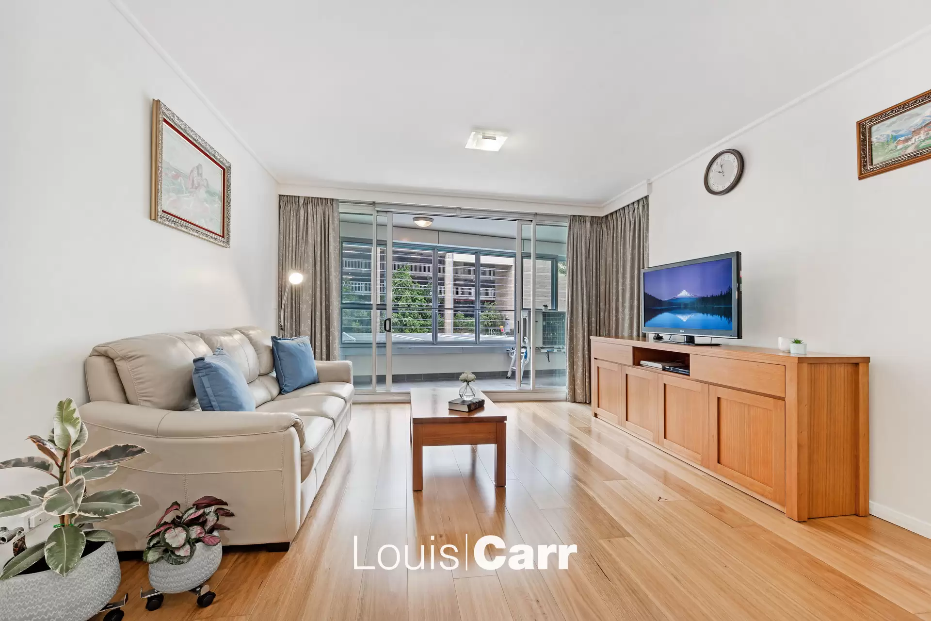 301/12 Pennant Street, Castle Hill Sold by Louis Carr Real Estate - image 2