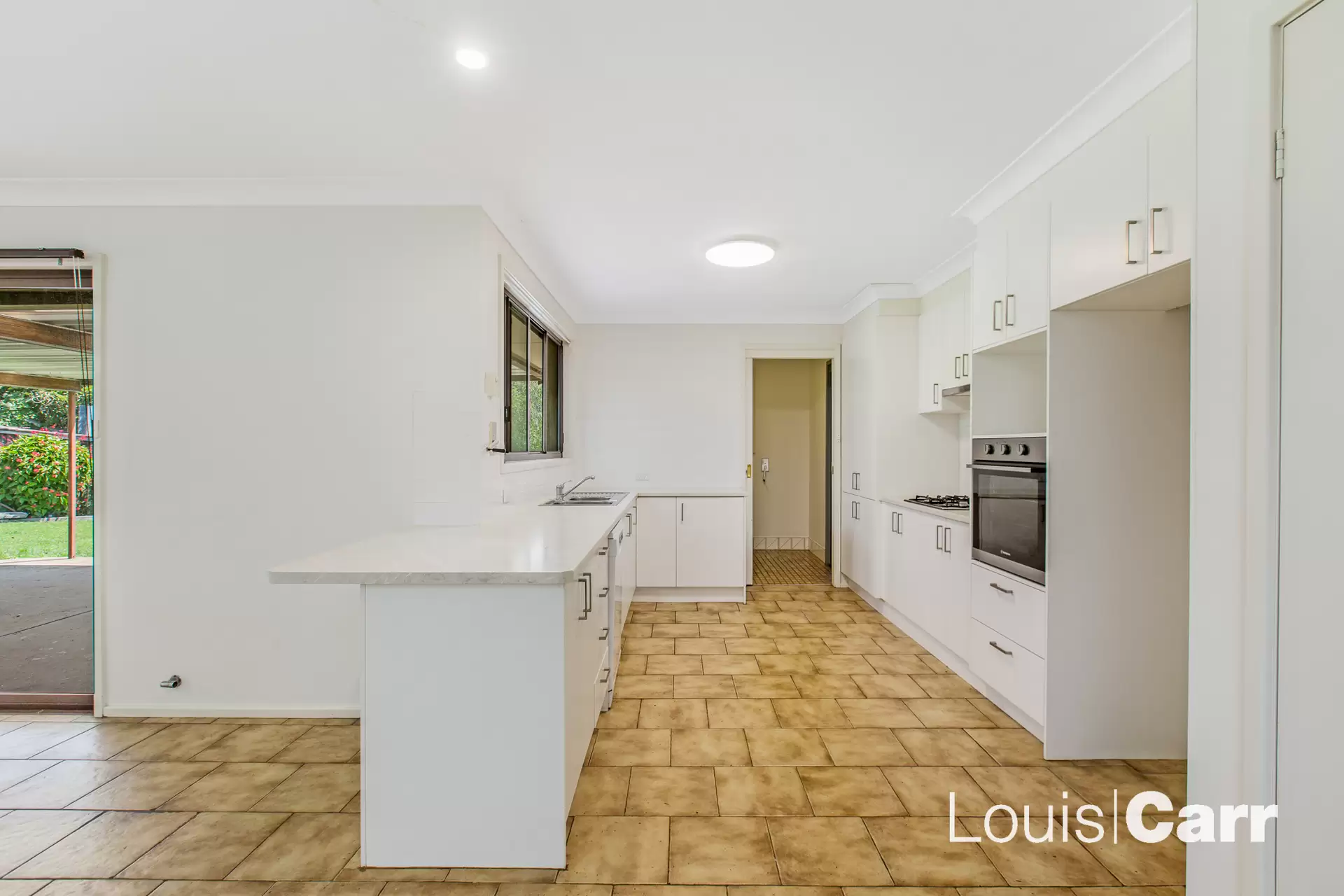 22 Hibiscus Place, Cherrybrook Sold by Louis Carr Real Estate - image 2