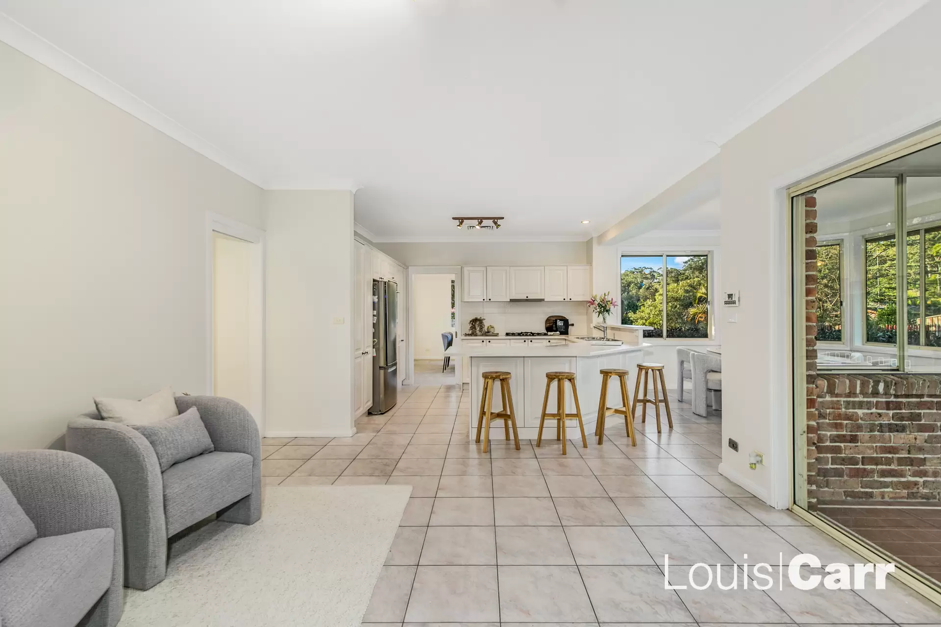 7 Lonsdale Place, West Pennant Hills Sold by Louis Carr Real Estate - image 5