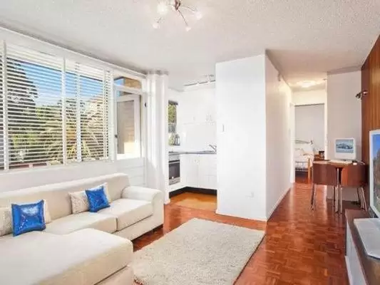 9/24 Meadow Crescent, Meadowbank Leased by Louis Carr Real Estate - image 2