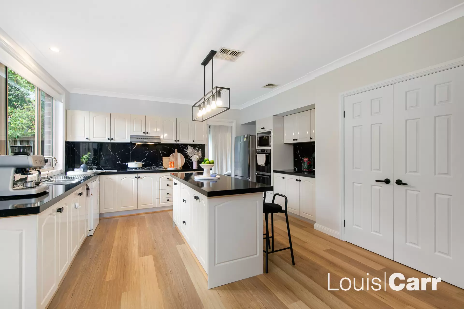 32 Anne William Drive, West Pennant Hills For Sale by Louis Carr Real Estate - image 3