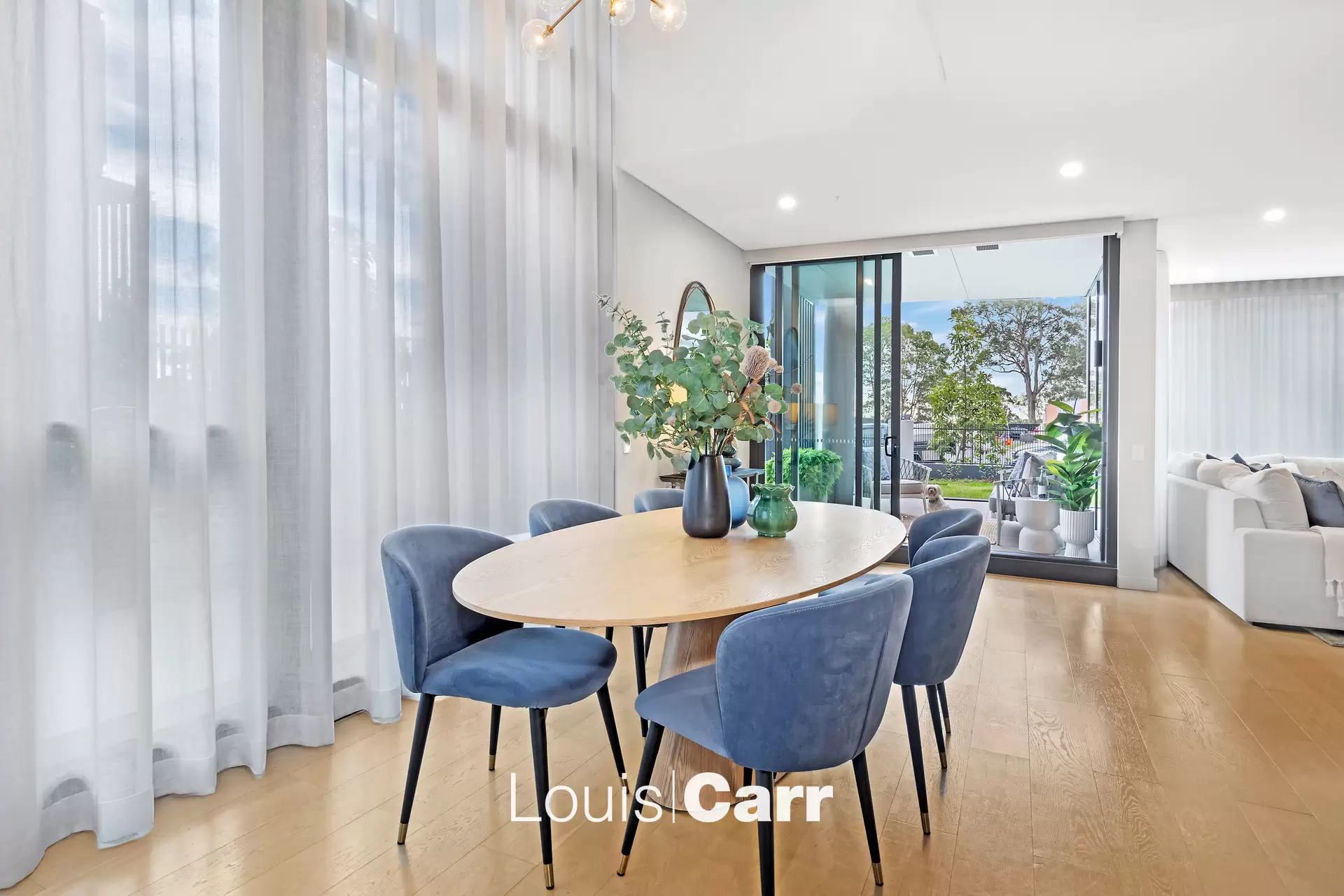 123/5 Fishburn Crescent, Castle Hill For Sale by Louis Carr Real Estate - image 3