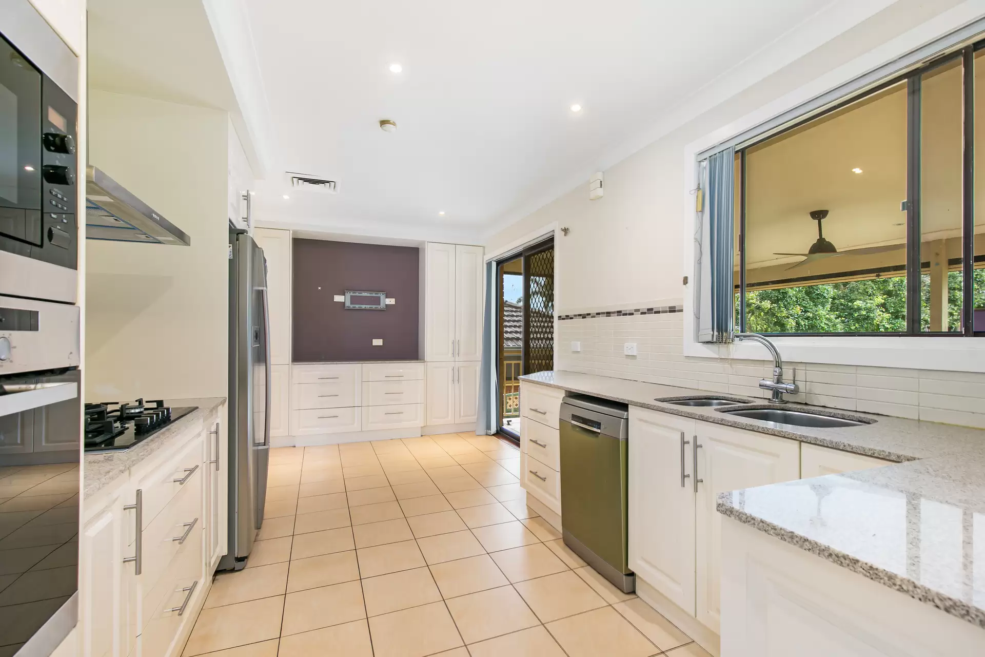 39 Carver Crescent, Baulkham Hills For Lease by Louis Carr Real Estate - image 3