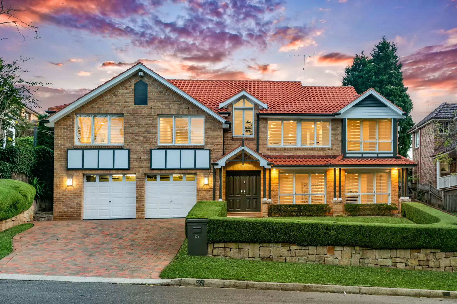 27 Sandhurst Crescent, Glenhaven For Sale by Louis Carr Real Estate - image 1