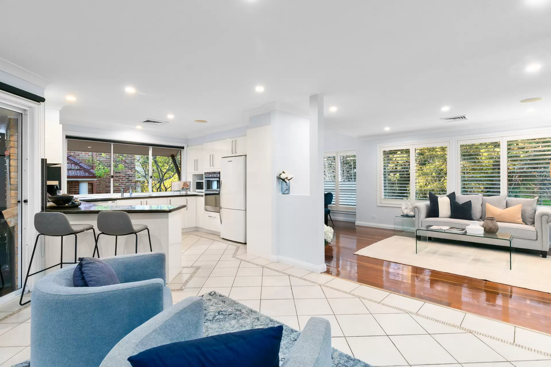 27 Sandhurst Crescent, Glenhaven For Sale by Louis Carr Real Estate - image 7