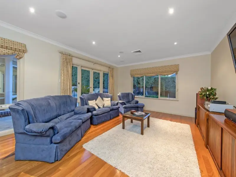 7 Rosedale Place, West Pennant Hills Sold by Louis Carr Real Estate - image 7