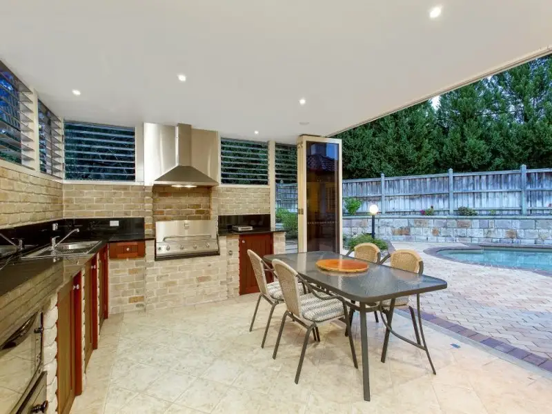 5 Rodney Place, West Pennant Hills Sold by Louis Carr Real Estate - image 8