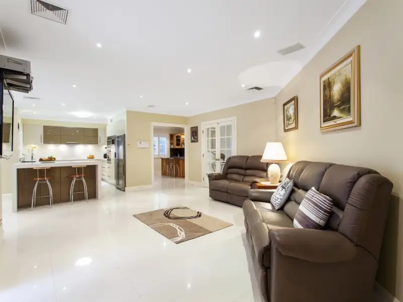 5 Rodney Place, West Pennant Hills Sold by Louis Carr Real Estate - image 3