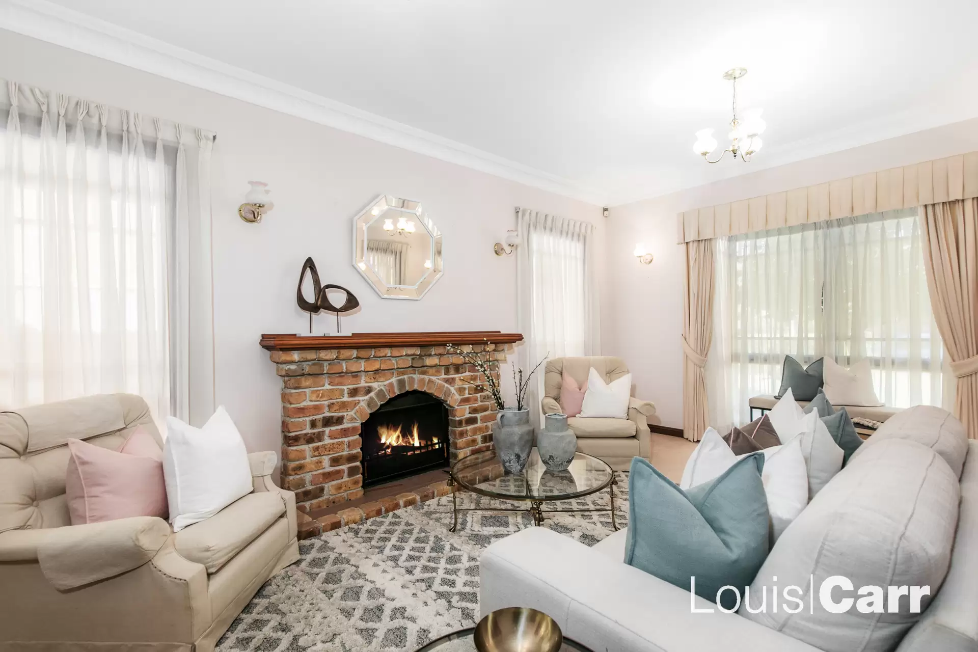 11 Chapel Close, Cherrybrook Auction by Louis Carr Real Estate - image 4