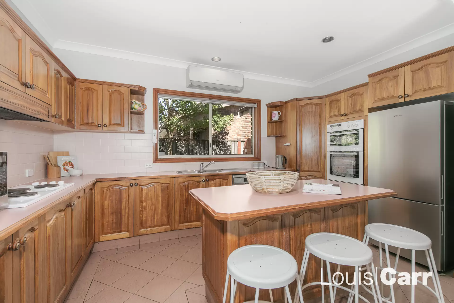 11 Chapel Close, Cherrybrook Auction by Louis Carr Real Estate - image 5