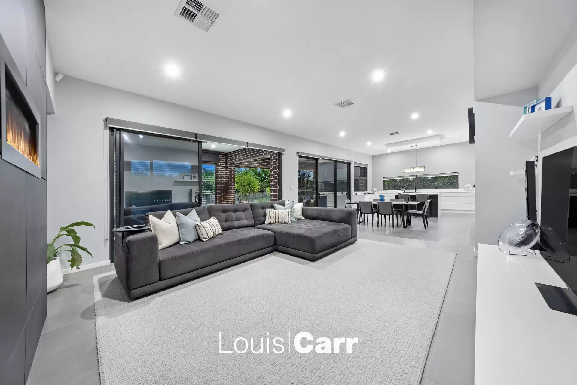 59 Myles Crescent, North Kellyville For Sale by Louis Carr Real Estate - image 10