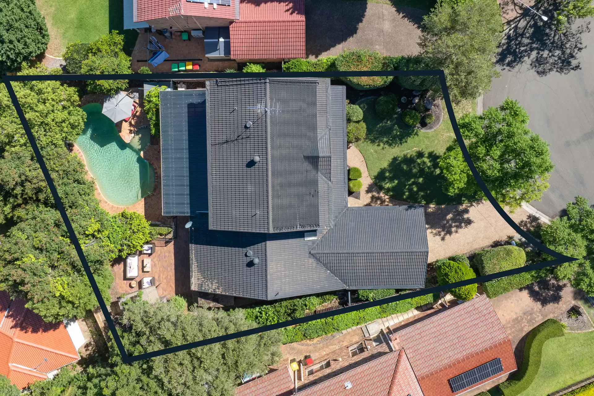 7 Alice Court, Cherrybrook For Sale by Louis Carr Real Estate - image 2