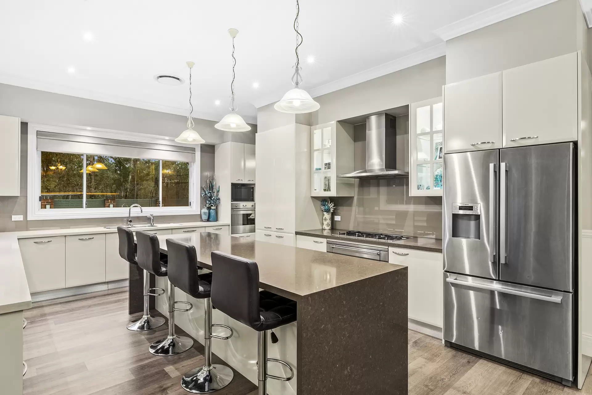 27 Guardian Avenue, Beaumont Hills For Sale by Louis Carr Real Estate - image 4