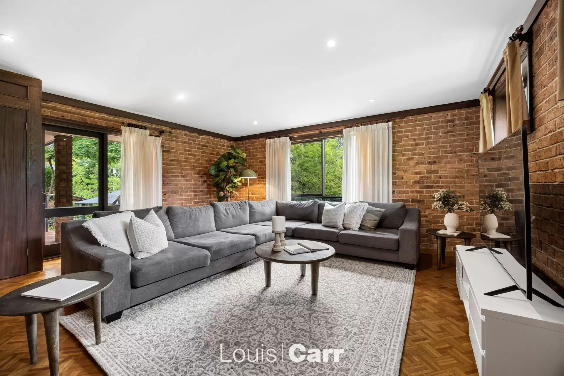 54 Ulundri Drive, Castle Hill For Sale by Louis Carr Real Estate - image 14