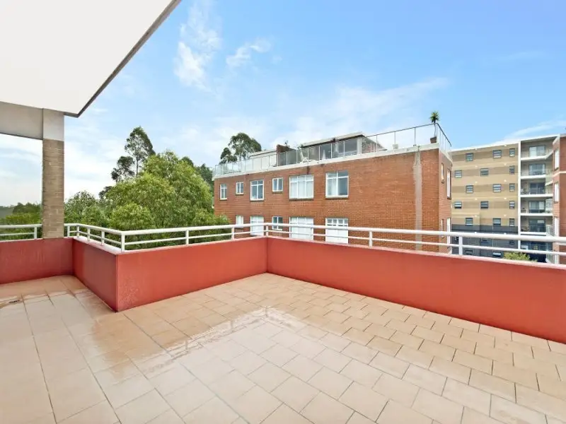 42/20-22 College Crescent, Hornsby Sold by Louis Carr Real Estate - image 1